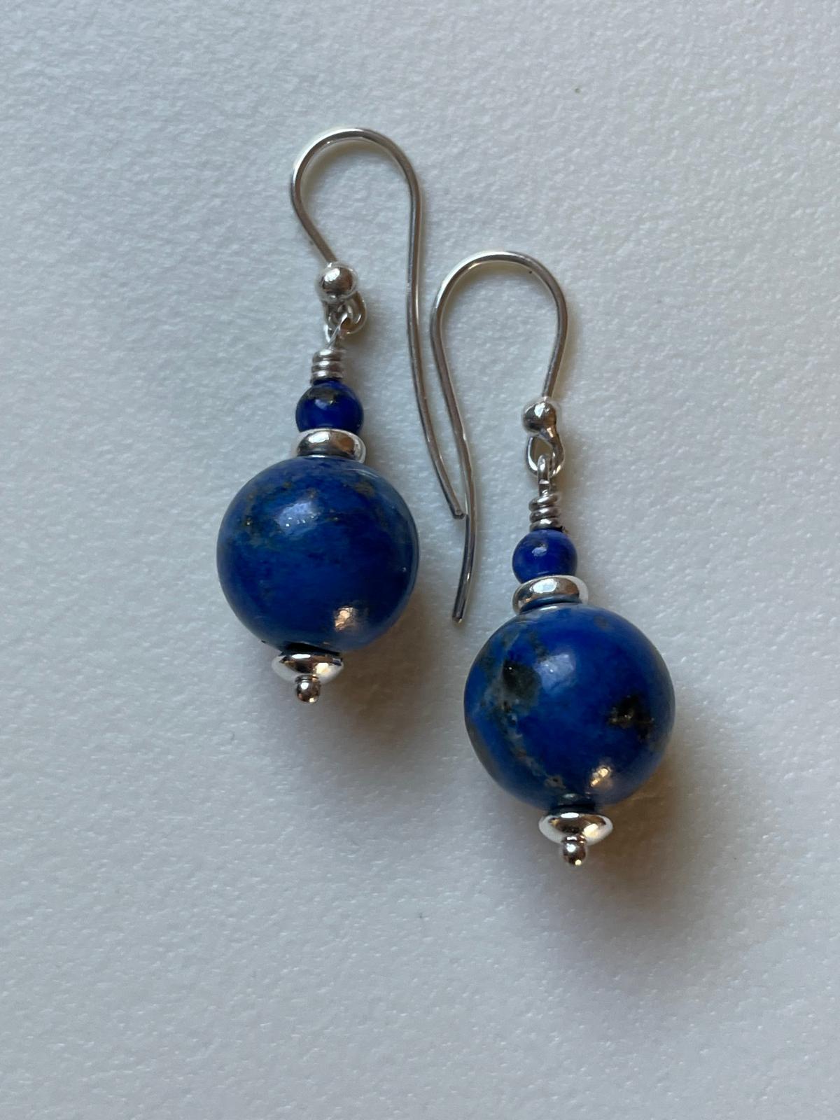 Lapis Lazuli and Sterling Silver 925.