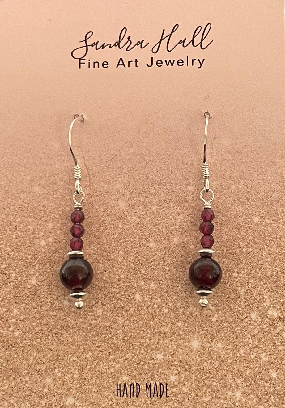 Garnet and Sterling Silver 925.